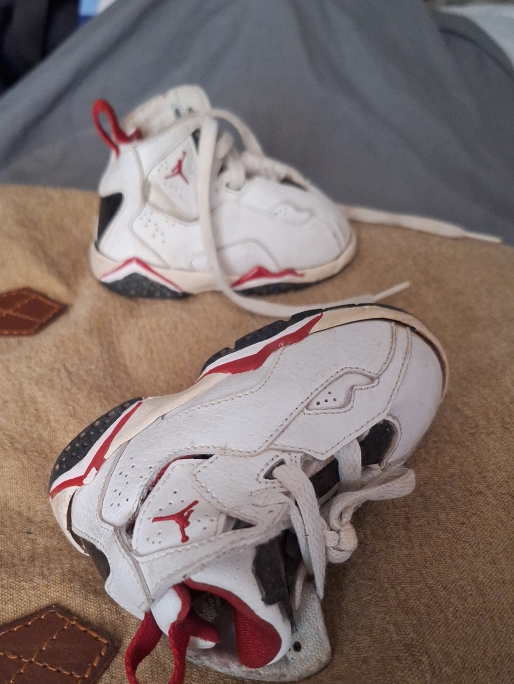 Jordan Toddler White and Red Leather Sneakers